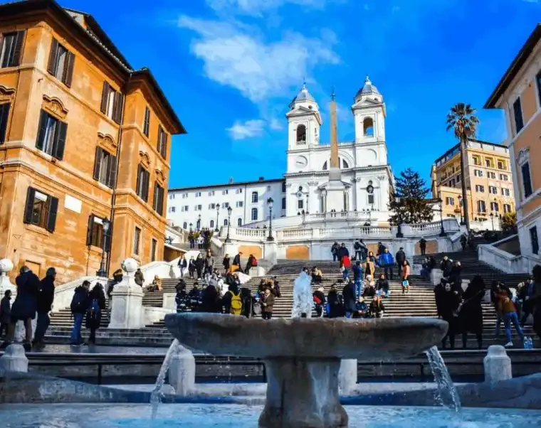 Home 5 Explore the Vatican Museums and Sistine Chapel with a guided tour by Pioneer Tours